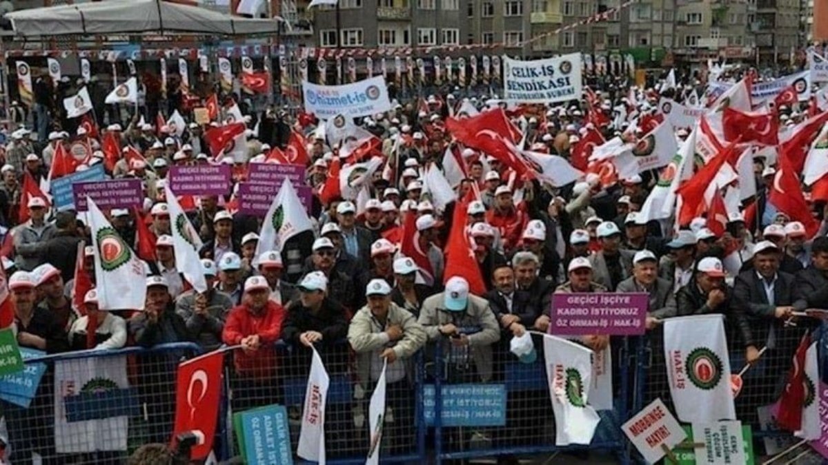 Sendikalar: Meclis tatil olmadan geçici işçiye kadro hakkı verilsin