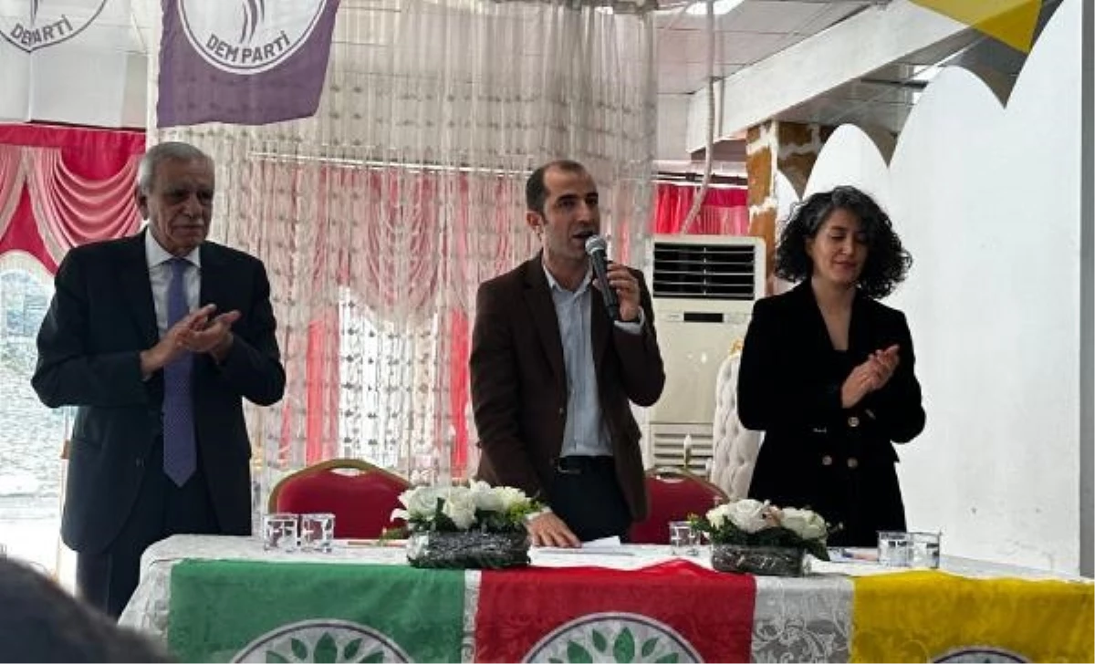 Ahmet Türk, DEM Parti’nin Mardin Büyükşehir Belediyesi başkan adayı olarak tanıtıldı